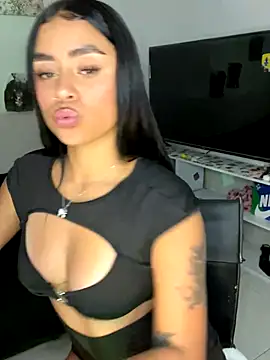 meli_ortiz_'s Webcam Show