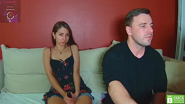 fcjuicy_pussy's Webcam Show