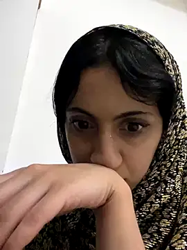 Noura69 Adlı Modelin Web Kamerası Şovu