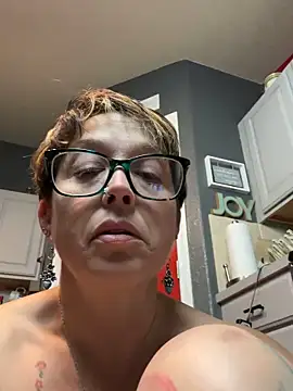 YogaHottie76's Webcam Show