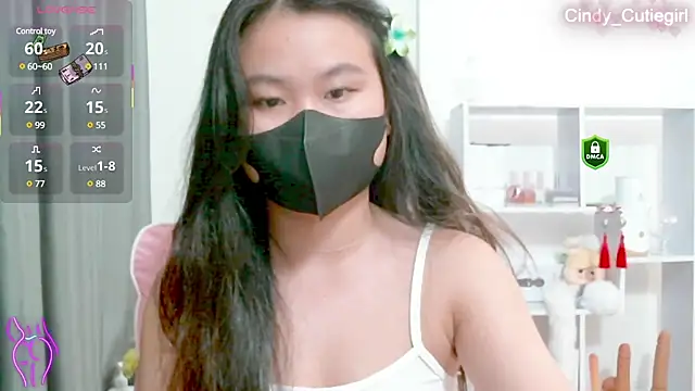 Cindy_Cutiegirl Adlı Modelin Web Kamerası Şovu
