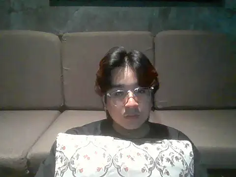 KayNguyenn's Live Sex Cam Show