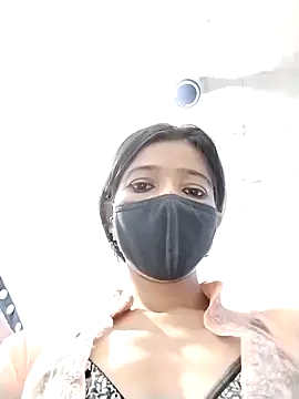 Cute-Naavya's Webcam Show