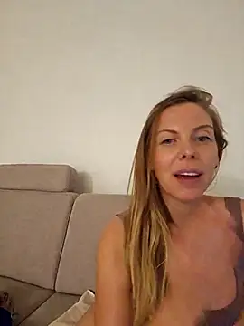 Nova-Lee's Webcam Show