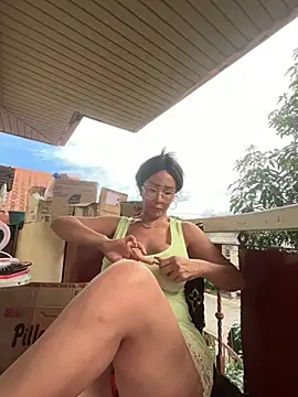 sweetieme's Live Sex Cam Show