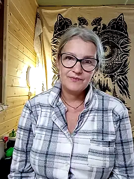 irinamaux's Live Sex Cam Show