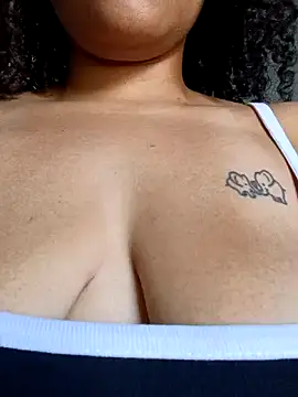 Buttfly111 Webcam-Show