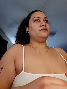 honeeyyy_pot Webcamshow
