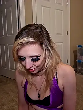 AmethystFoxx's Webcam Show