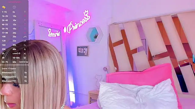 AmberCollens' Webcam Show