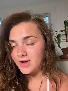 LanaLouBear Webcam-Show