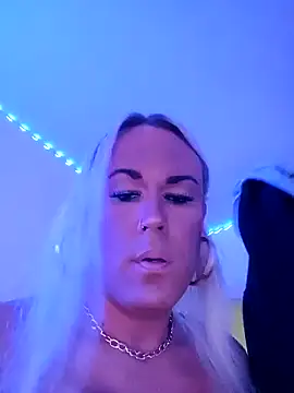 Connie_Pepper's Webcam Show
