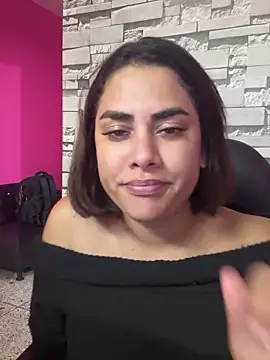 bunnys_bells' Webcam Show