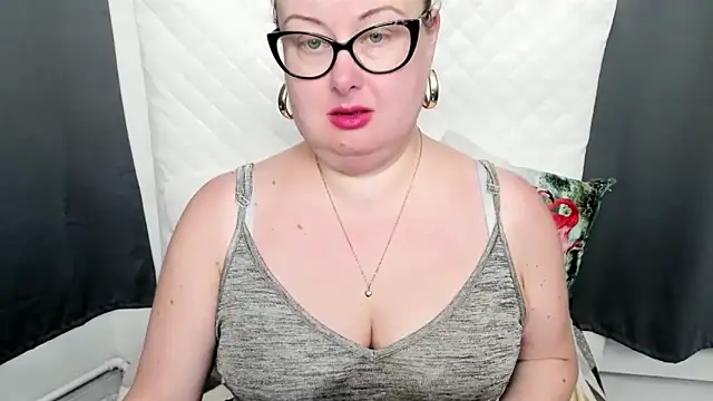dirtyBonnie Webcam-Show