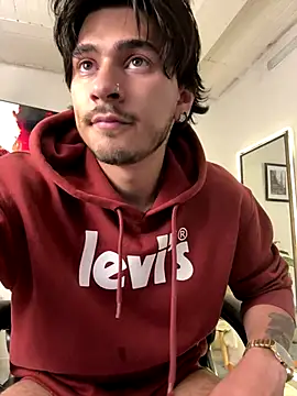 Elian_savoy's Webcam Show