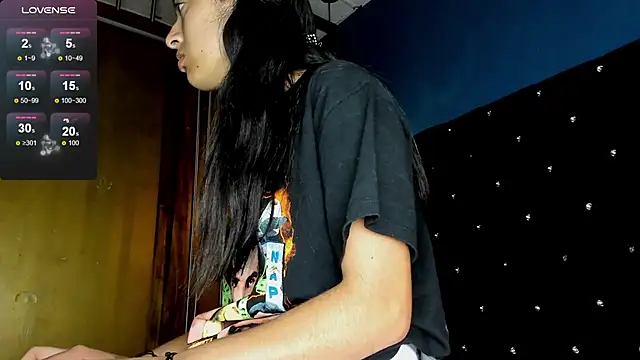Mia_scarlet69's Webcam Show