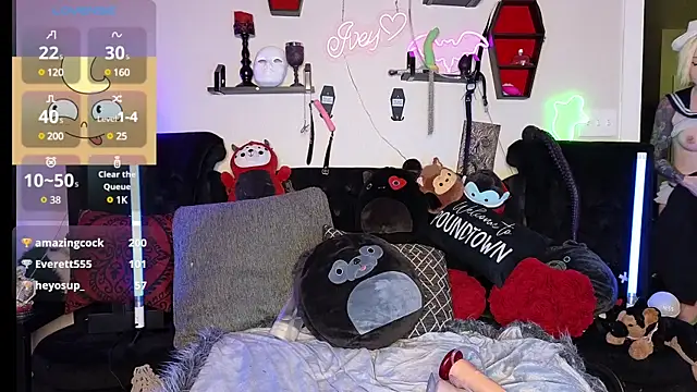 Ivey_and_James' Webcam Show