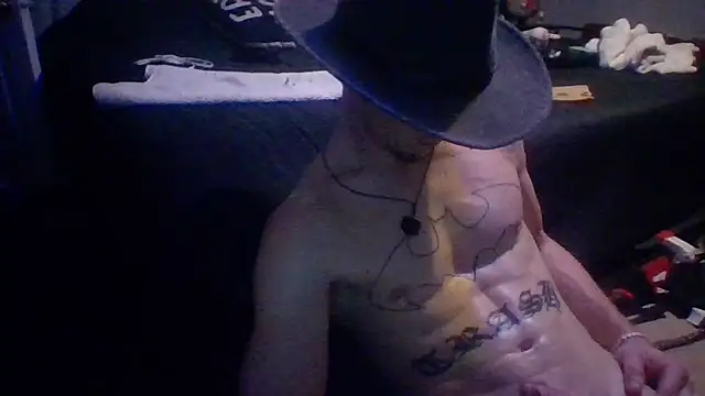trash4cash's Webcam Show