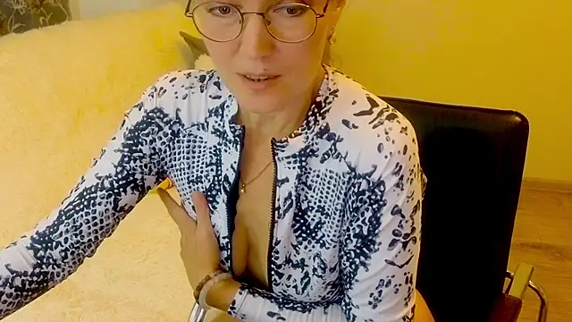 Fritha's Live Sex Cam Show