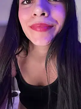 ZaraaFox's Webcam Show
