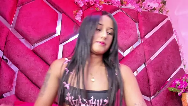 milly_print 现场性爱视讯表演