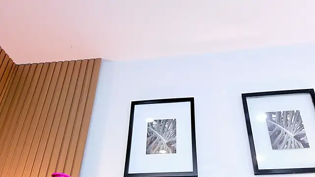 catalina_jolie 现场性爱视讯表演
