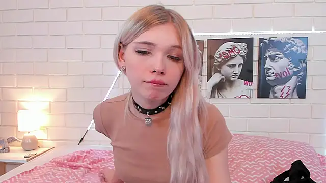 Blondy_Fina's Webcam Show