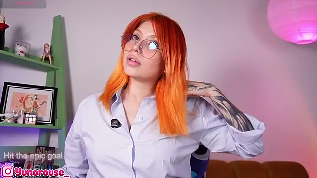 YunoRose_'s Live Sex Cam Show