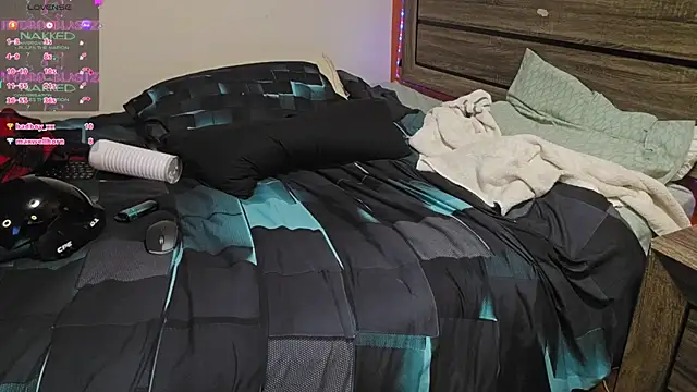 Hydro-Blastz's Live Sex Cam Show
