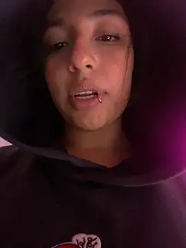 lauuraww's Webcam Show