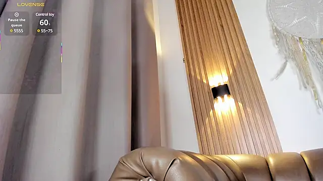 saori_issawi's Webcam Show