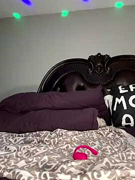 ThickAssRena's Webcam Show