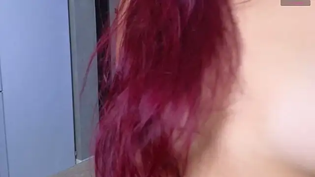 MaxMia's Live Sex Cam Show
