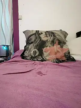Carolinetravestis' Webcam Show