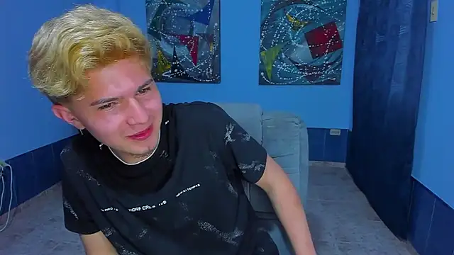 patrik_027's Webcam Show