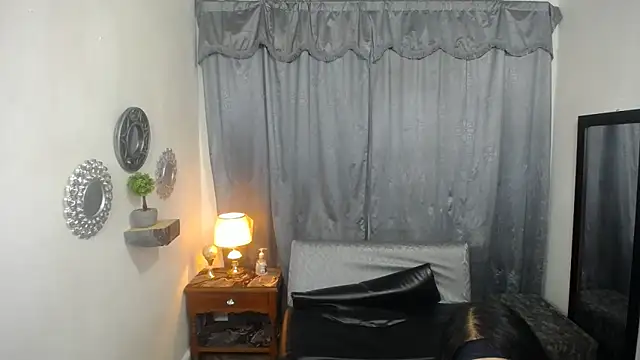 RRLesbianStars' Webcam Show