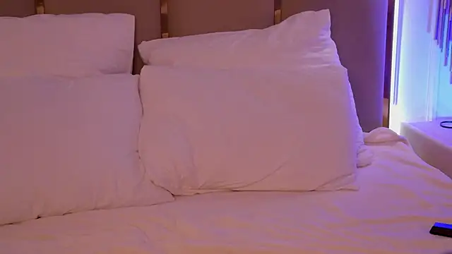 MeganStrain's Webcam Show