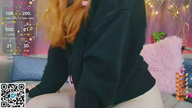 Moxy_Foxy's Webcam Show