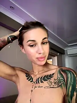 Charming_Ritta's Webcam Show