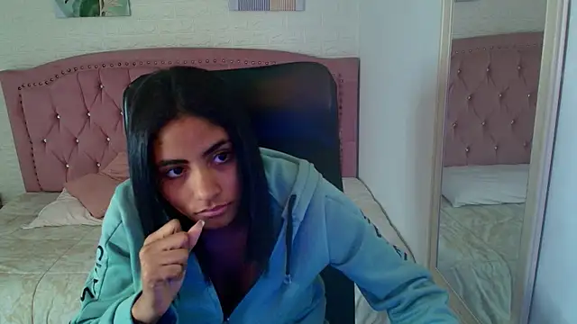 shaneelle Webcam-Show