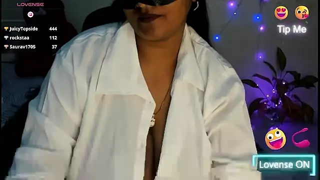Love_Winss' Webcam Show