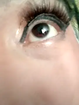 YourNikkieXxx: вебкам-шоу