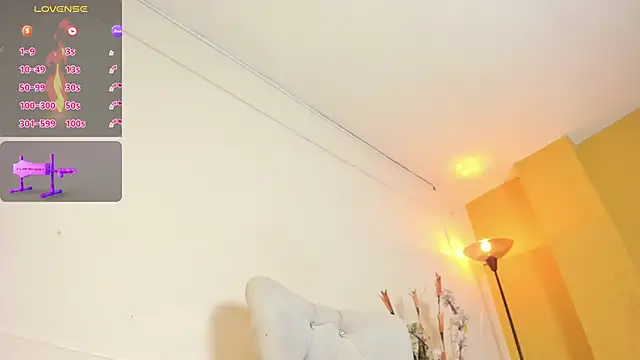 bella_houston_'s Webcam Show