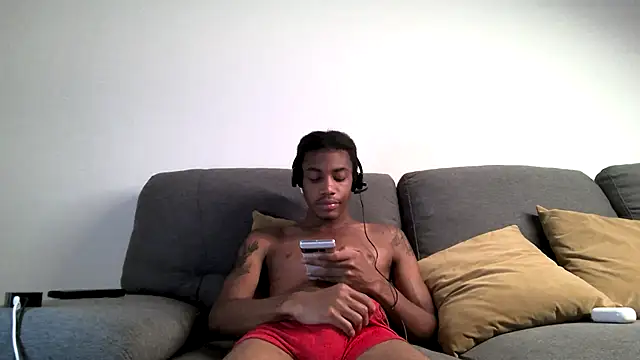 BlackBullTitus' Webcam Show
