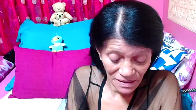 SLUTTYROXY's Webcam Show