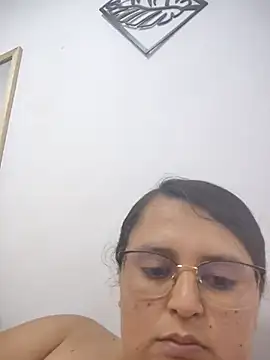 Miss_balloonsmila's Webcam Show