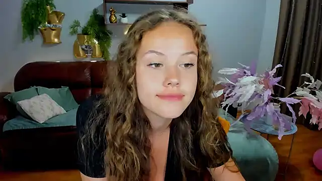 BeatriceShine's Webcam Show