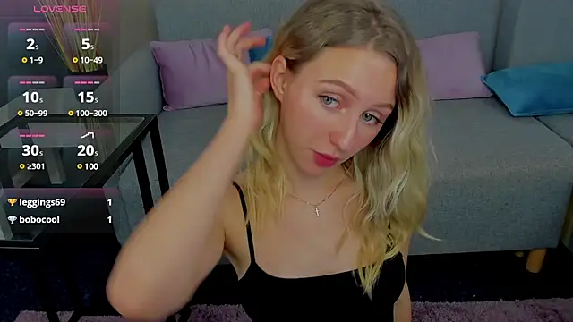 Lia_Bloom_'s Webcam Show