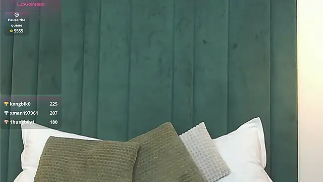 Sierra_Quinn's Webcam Show
