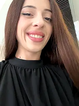 Yesmoree's Webcam Show